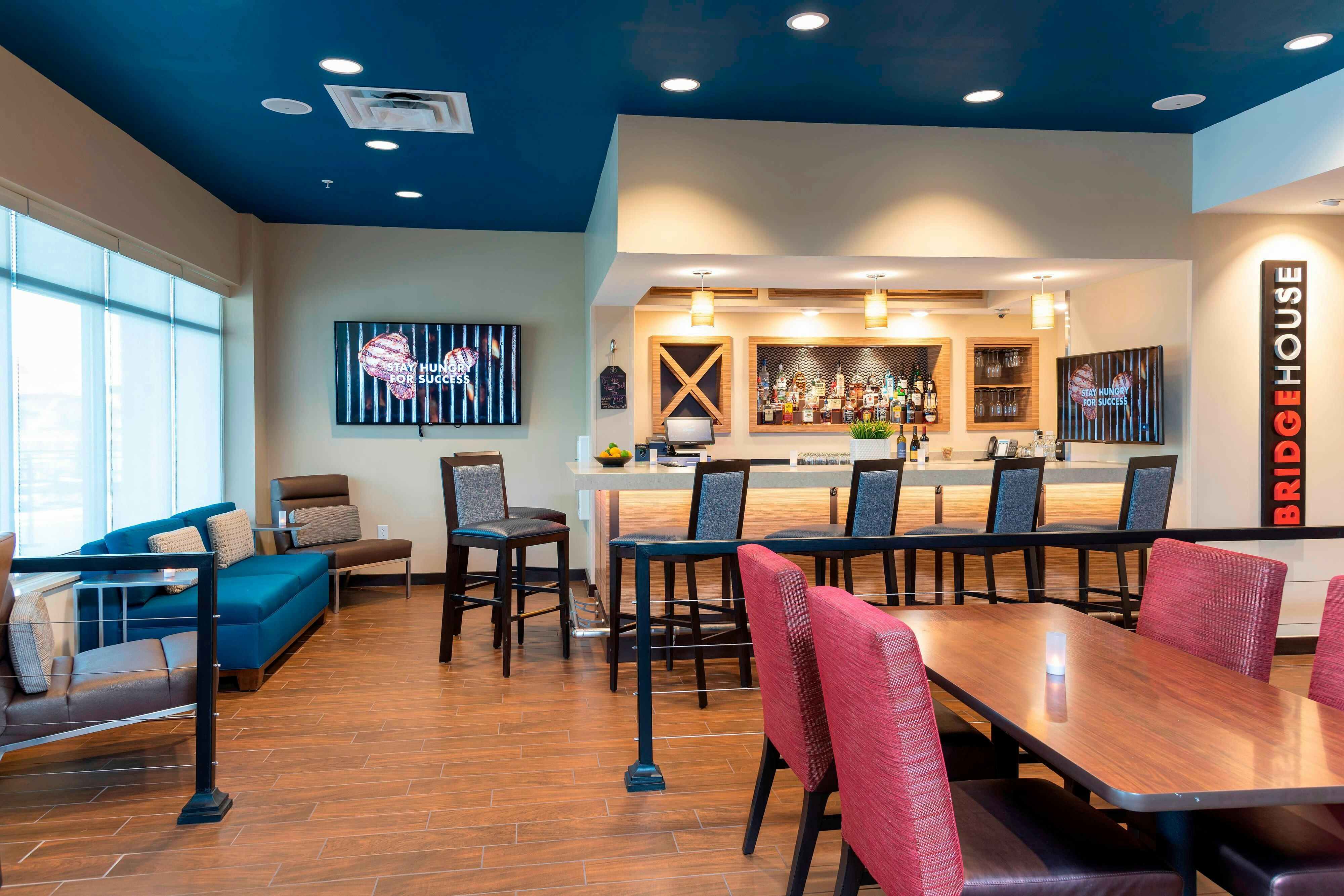 TownePlace Suites by Marriott Louisville North 28/40