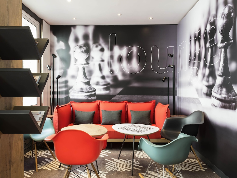 Ibis La Rochelle Centre Historique Hotel 33/56