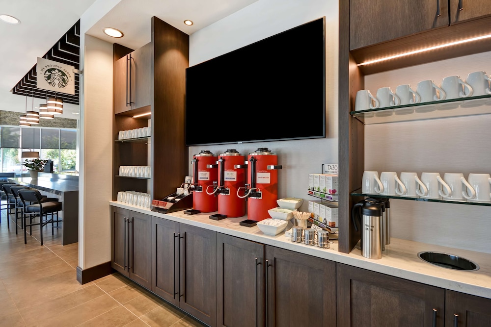 Hyatt Place Fresno 21/28