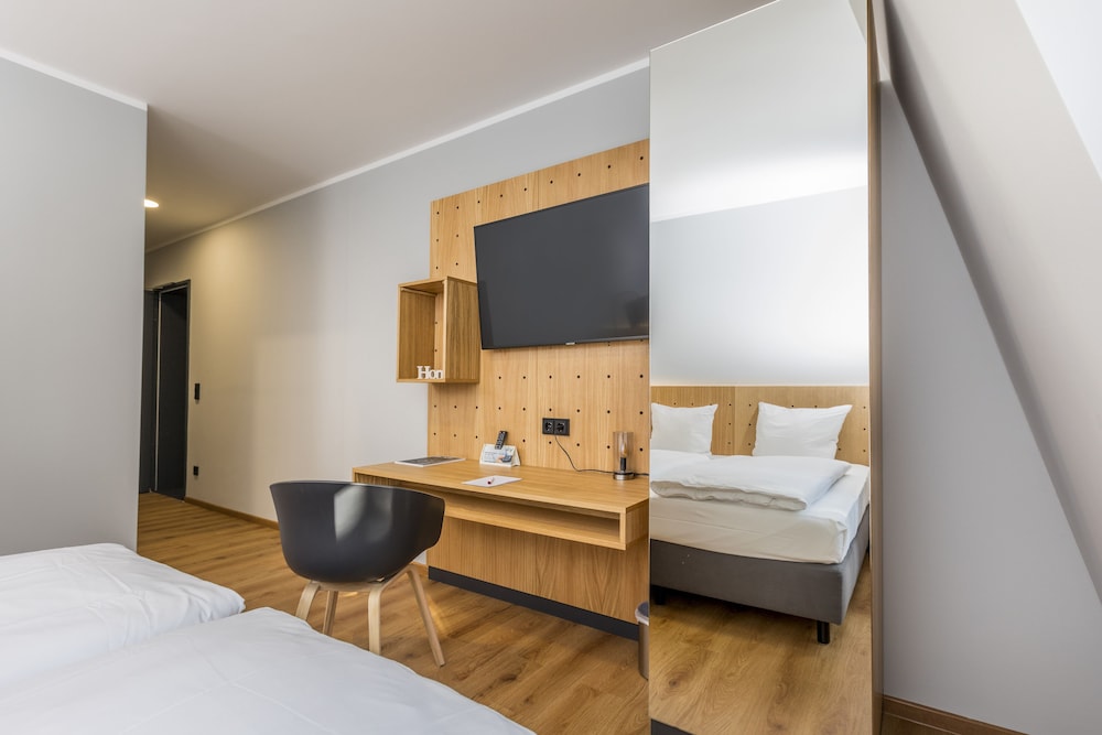 Mk Hotel Eschborn 21/50