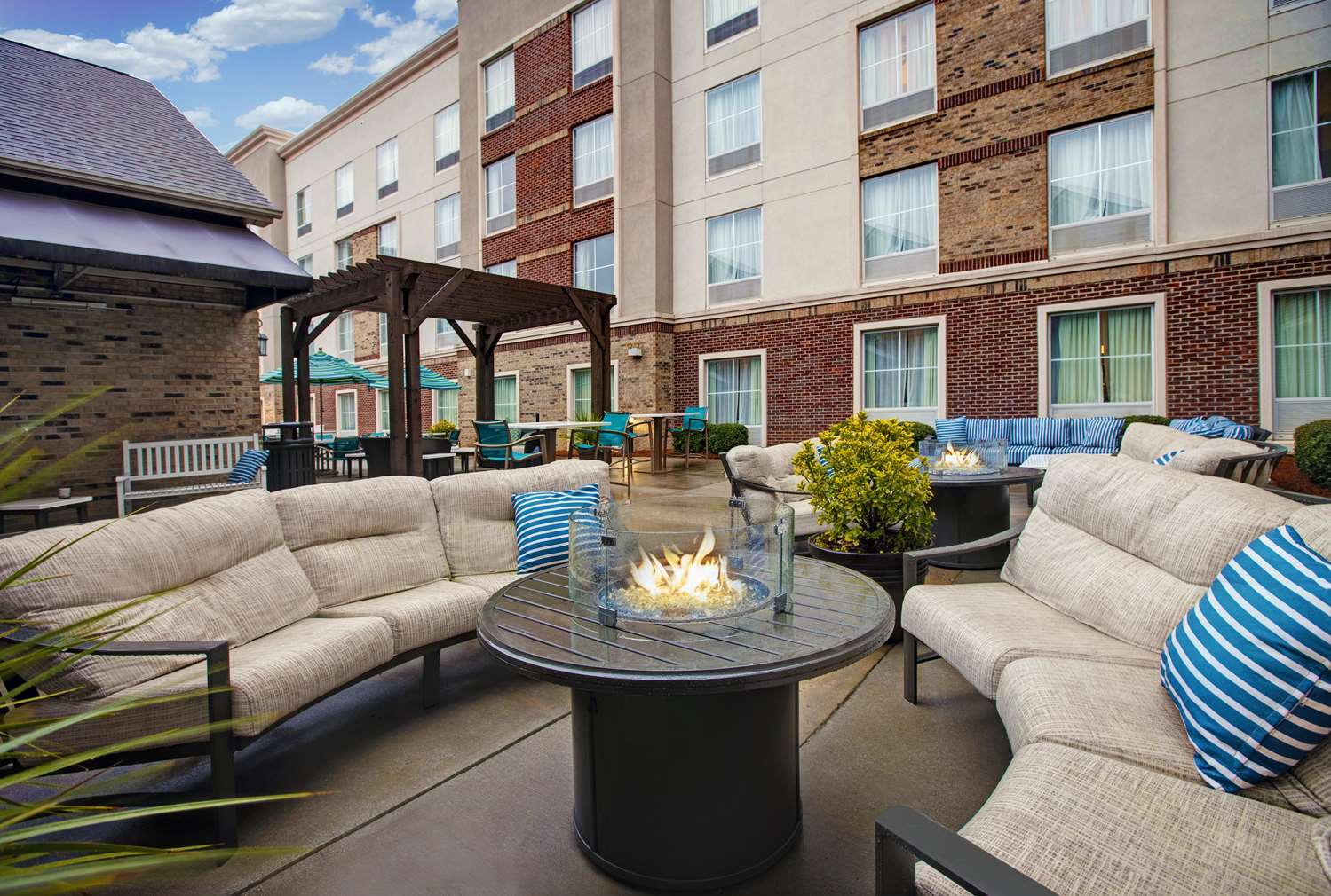 Homewood Suites By Hilton Charlotte Ayrsley Nc 11/24