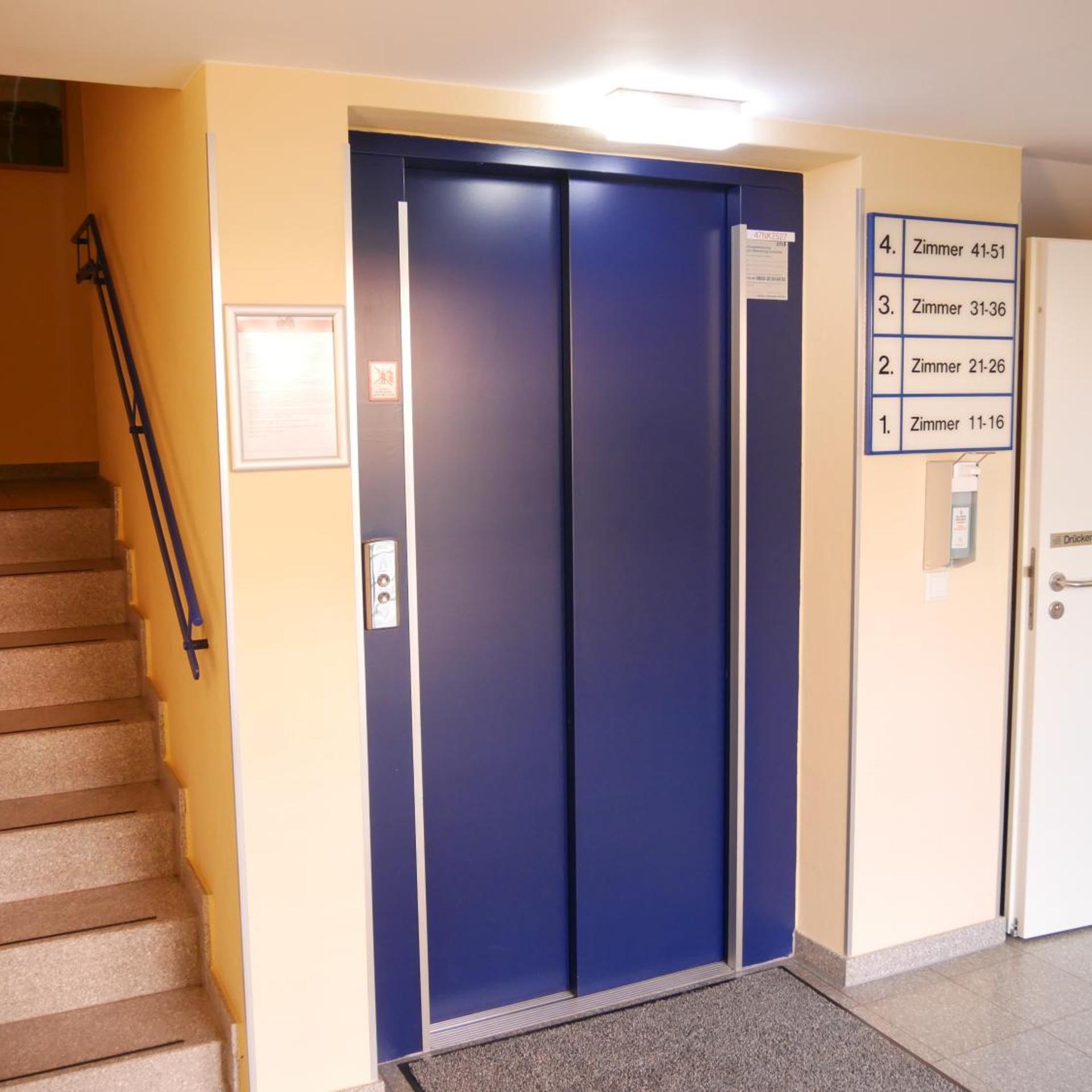 Parkhotel Marzahn 26/50