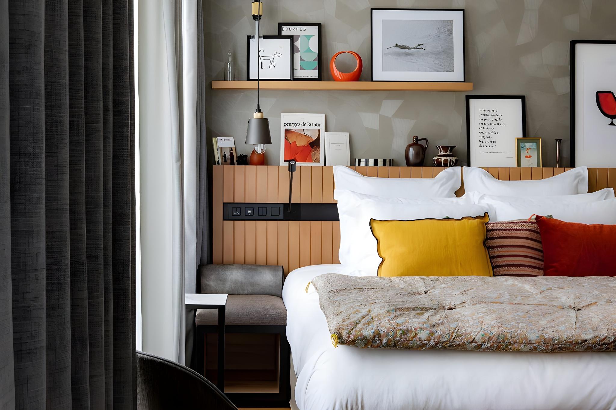 Parisienne, Superior, Double Bed