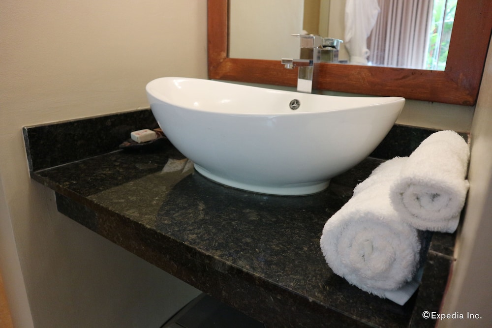 Bravo Resorts Munting Paraiso 42/49