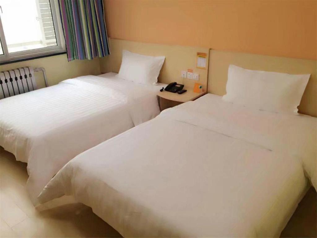 7 Days Inn (Guangzhou High-speed Railway Station Huijiang Metro Station) 16/37