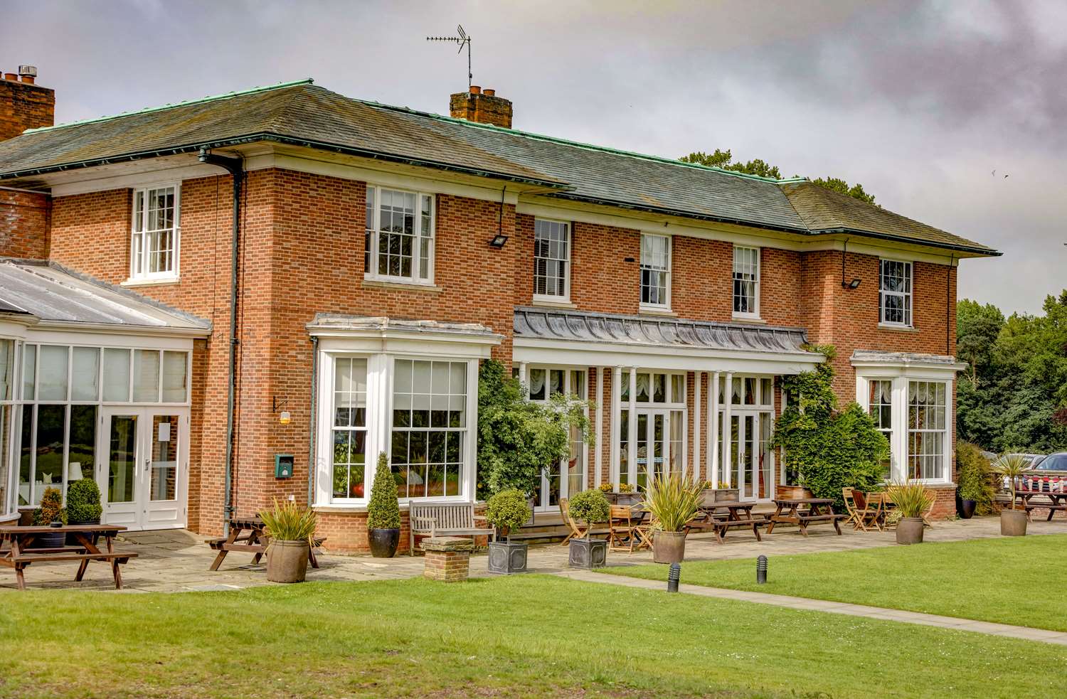 Best Western Plus Kenwick Park Hotel 4/48