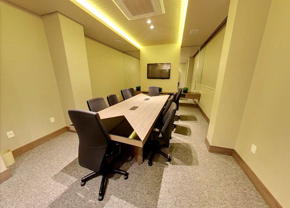 Amazon Plaza Hotel 42/47
