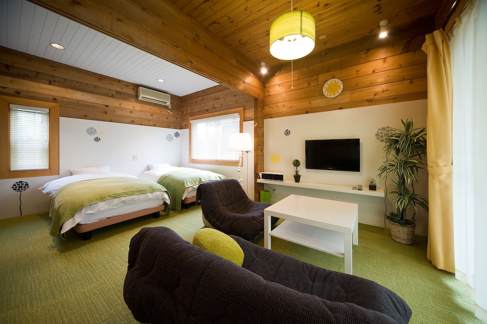 Holiday House Green Garden 23/66