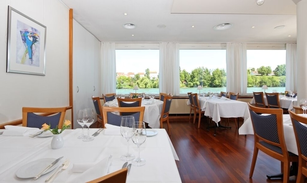Hotel Schiff Am Rhein 39/50