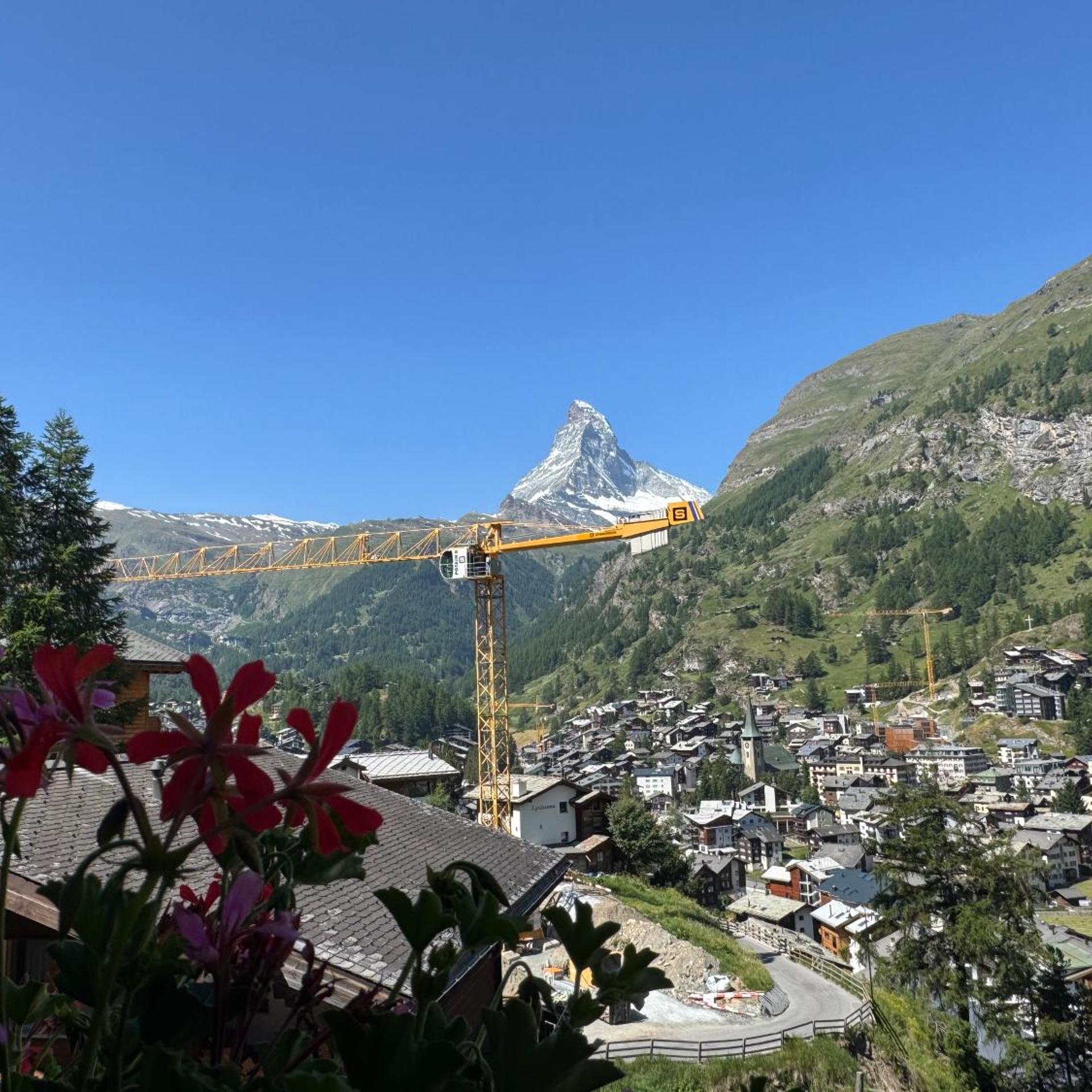 HOTEL ALPENROYAL 52/55