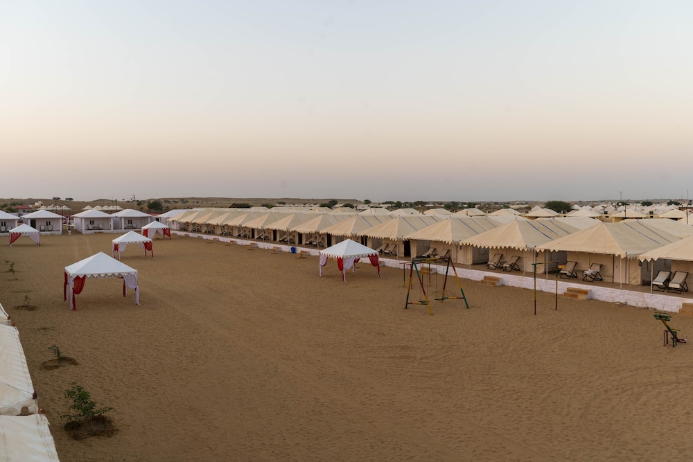 Royal Jaisalmer Resort With Swimmingpool 22/27