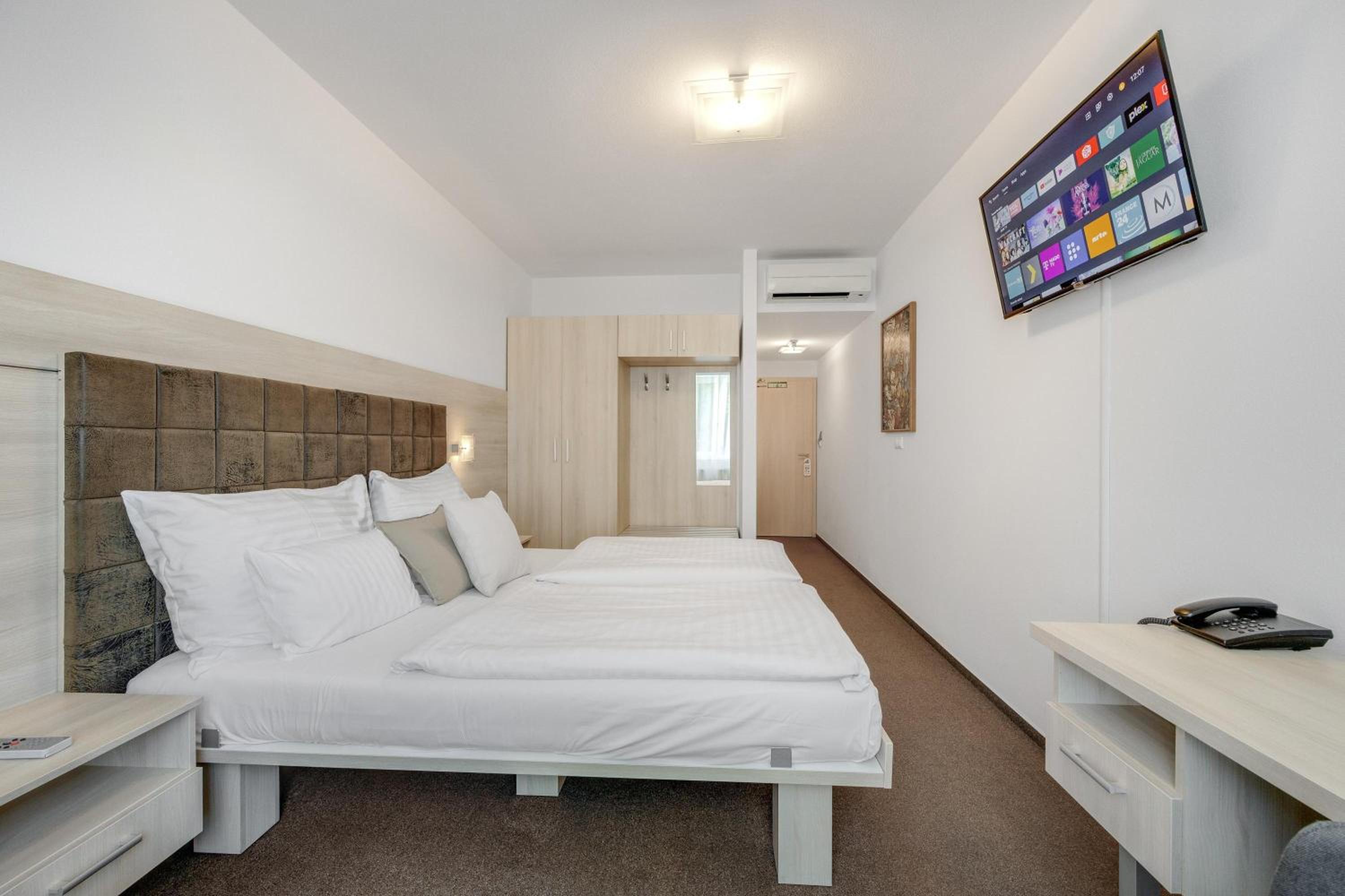 غرفة قياسية بسرير مزدوج، Antares Hotel 5/10