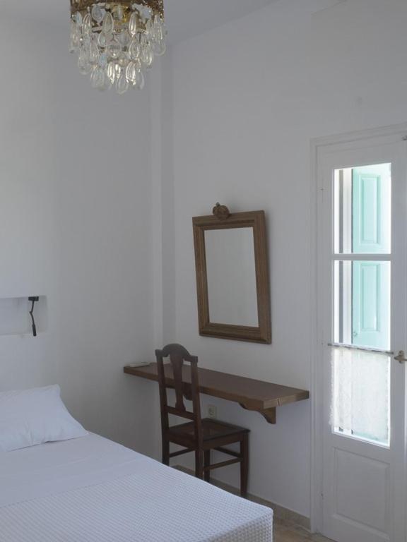Anemoessa Rooms And Studios 10/49
