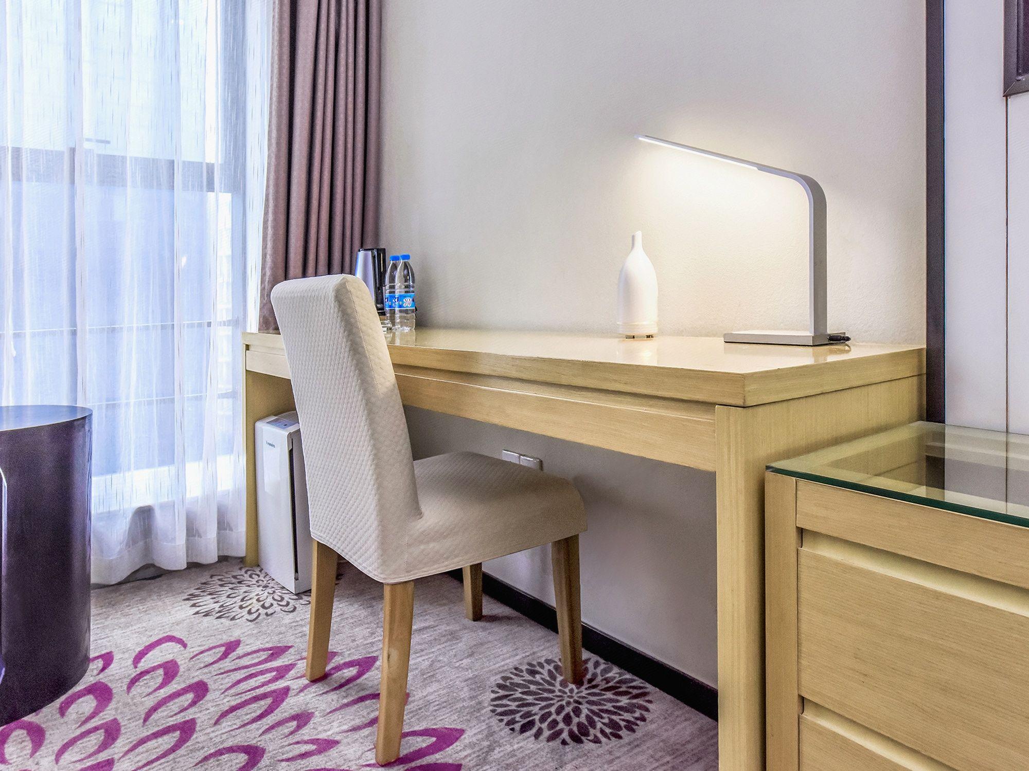 Lavande Hotels (Luzhou Jiale Century City) 10/20