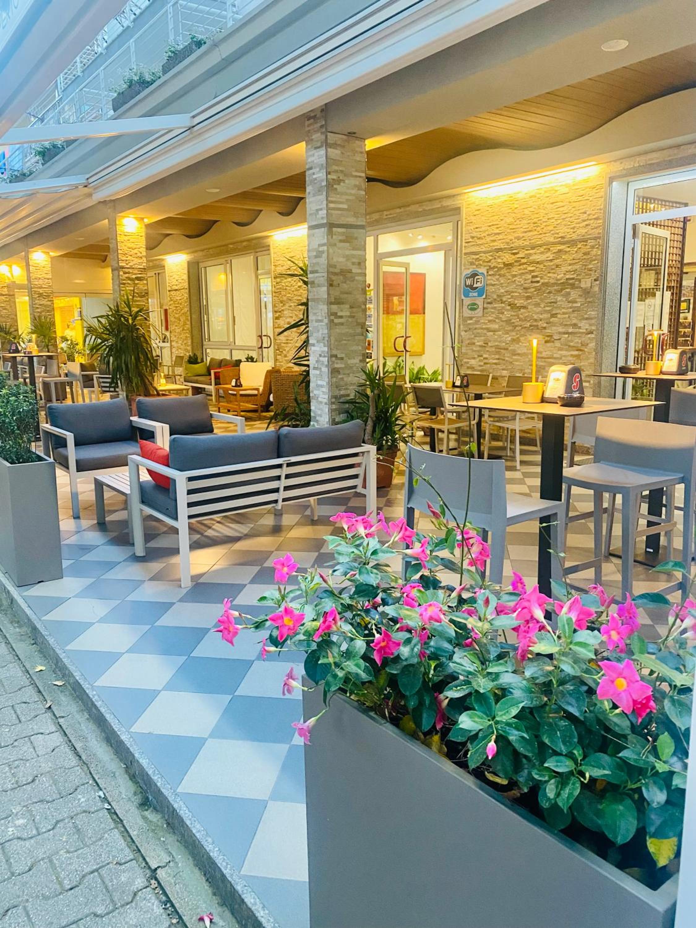 Hotel Rosmary 19/21