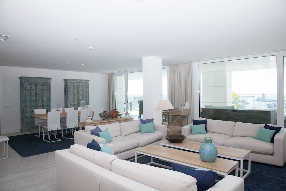 LAS SUITES DE PUERTO SHERRY 36/60