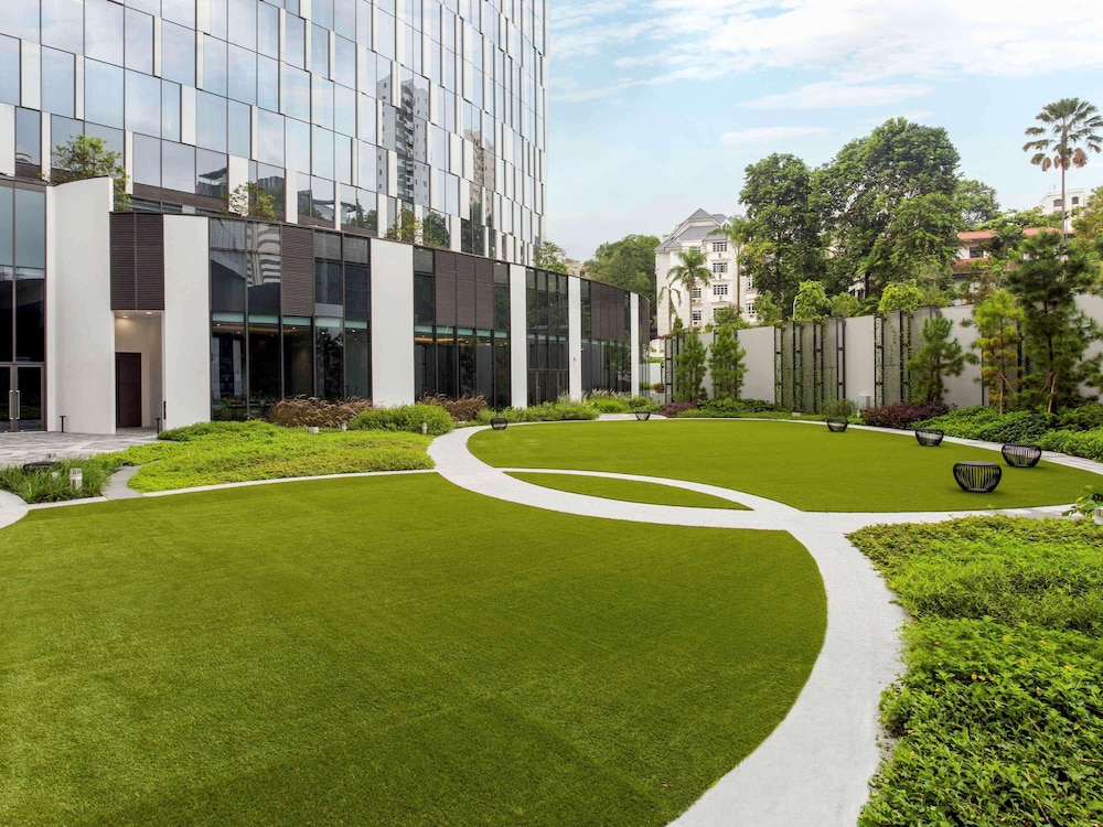 NOVOTEL SINGAPORE ON STEVENS 69/73