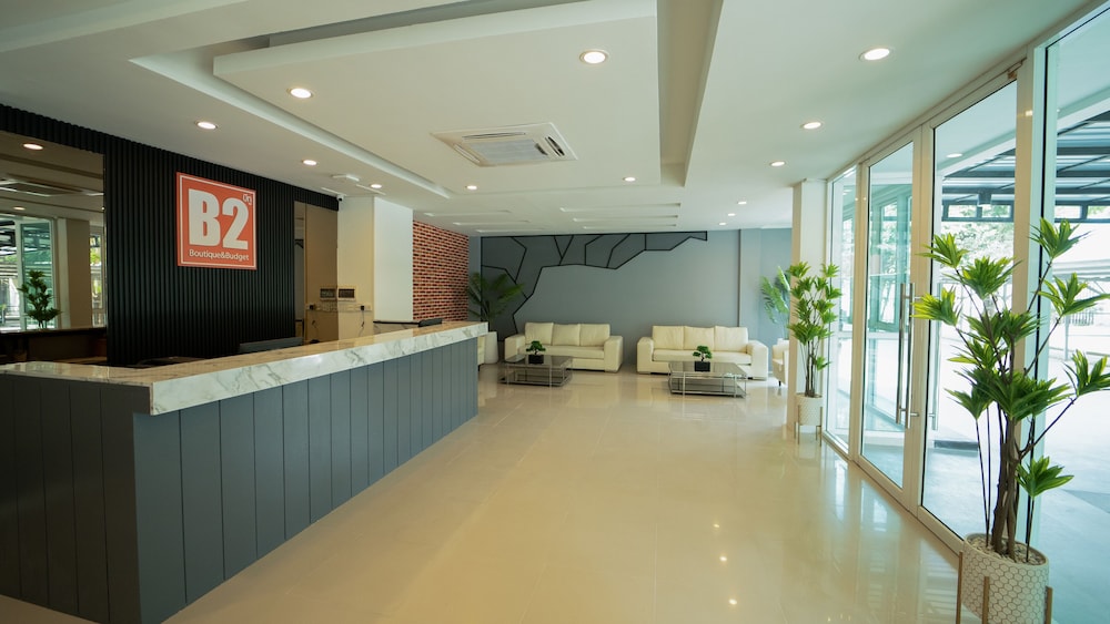 B2 Nakhon Sawan Boutique & Budget Hotel 6/18
