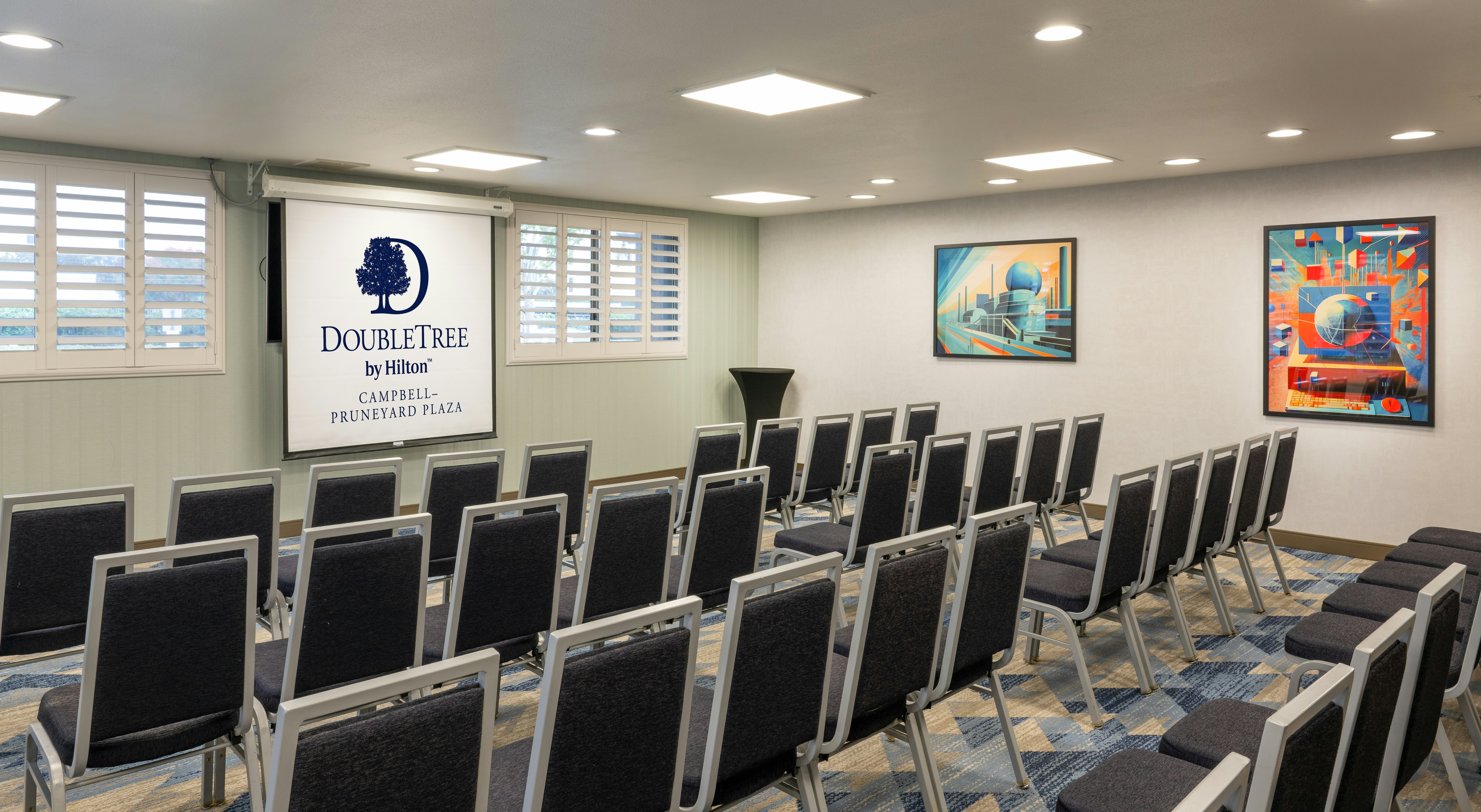 DoubleTree by Hilton Hotel Campbell - Pruneyard Plaza 36/50