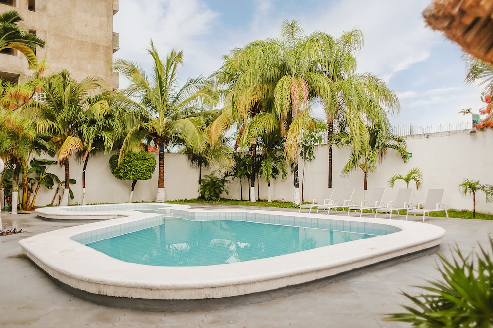 Hotel Parador Cancun by Kavia 5/60