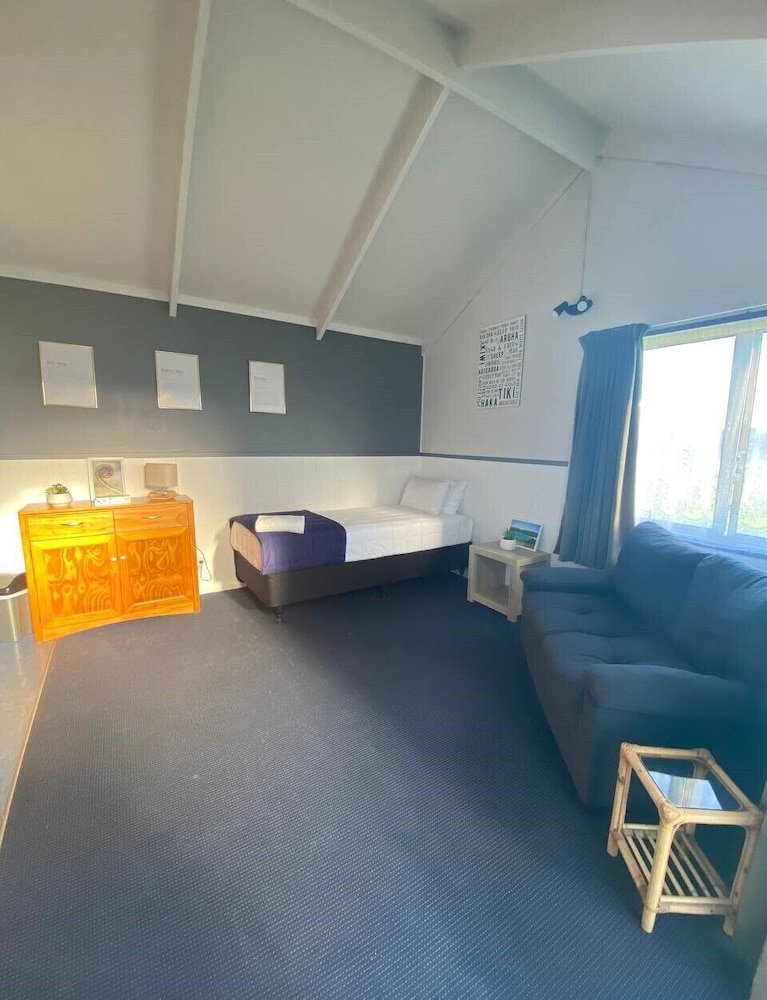 Waitangi Holiday Park 16/62
