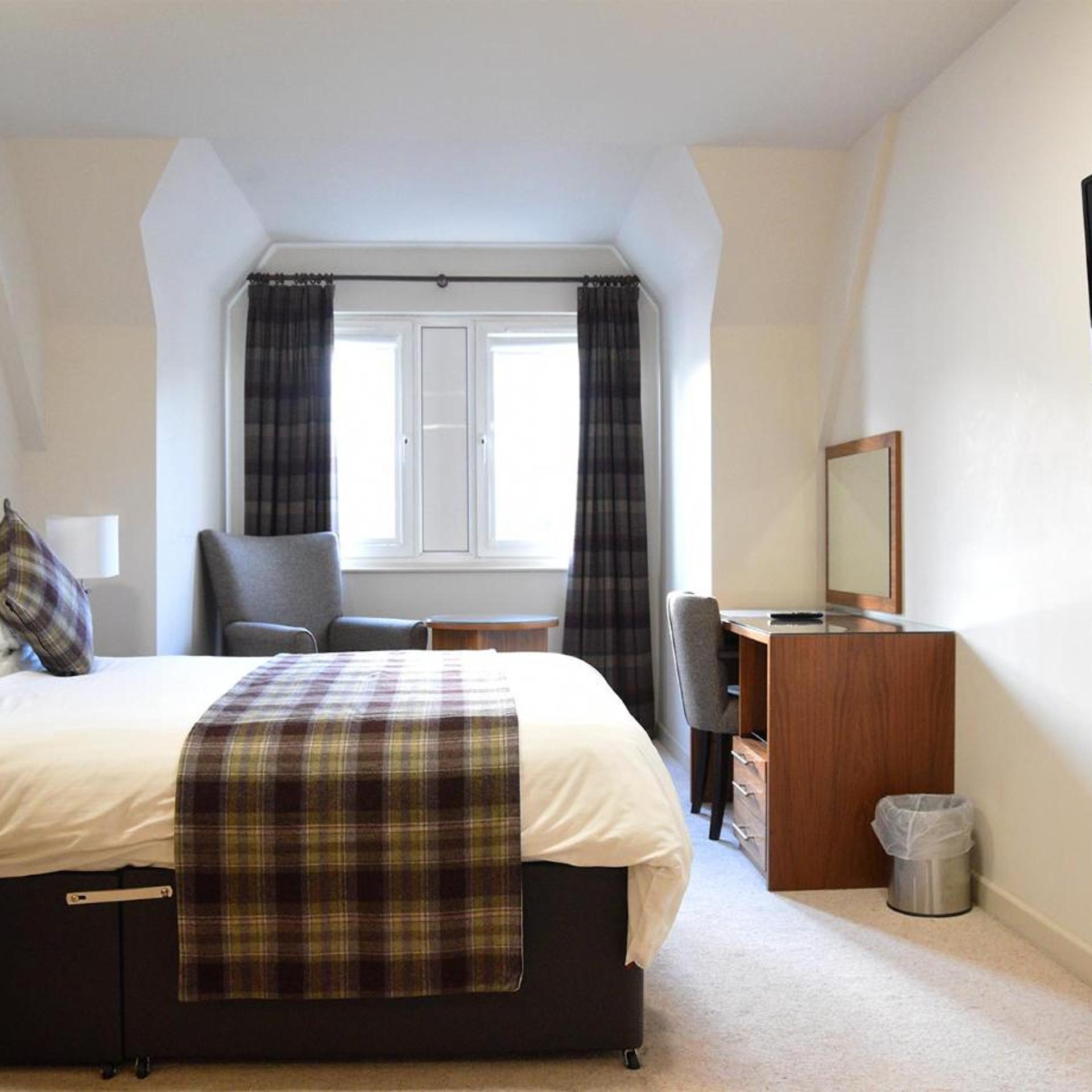 غرفة بريميير بسرير مزدوج، The Royal Hotel, Portree 10/10