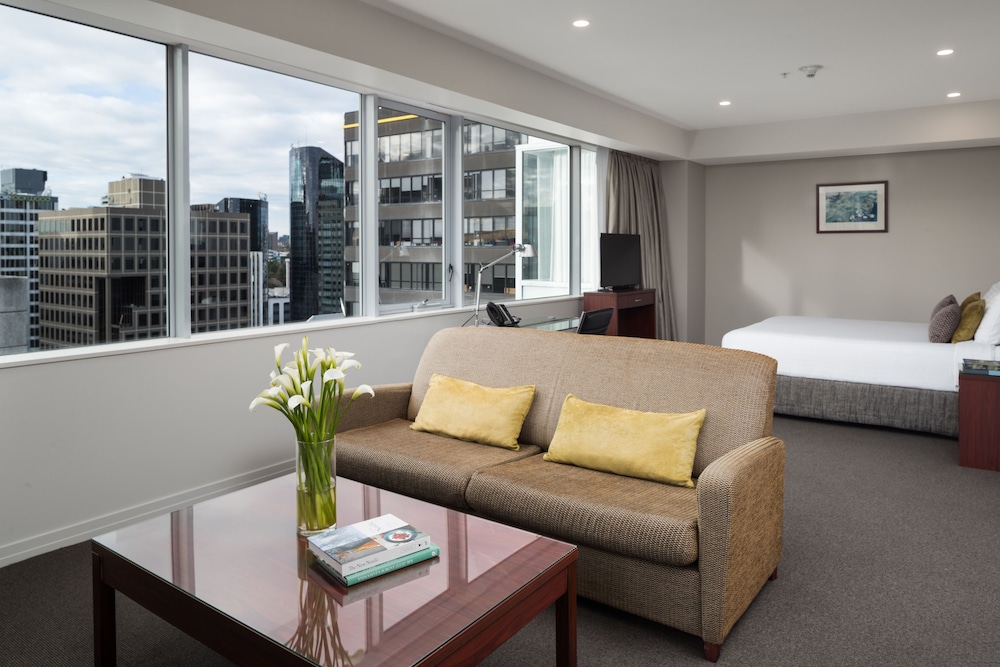 Rydges Auckland 53/82