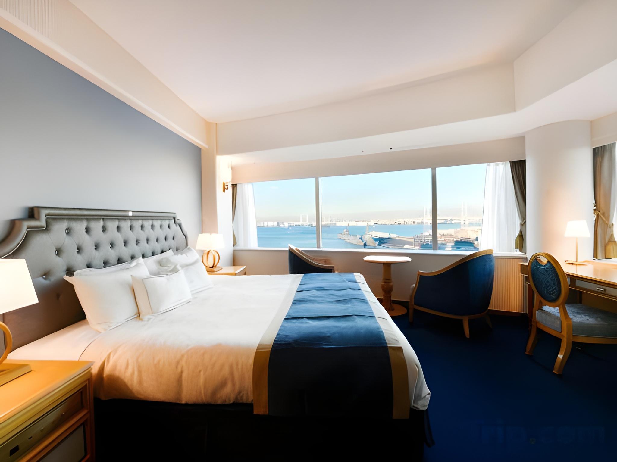 Grand, Double Bed, Bay View, Club Floor, Corner