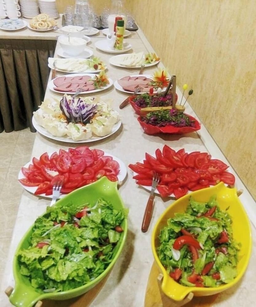 Natali Hotel 36/65