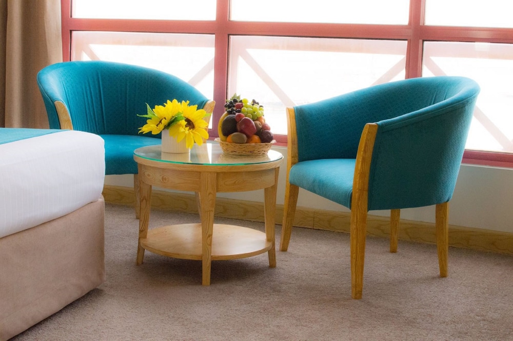 Palette Luxury Marina View Formerly Happy Days Hotel 46/60