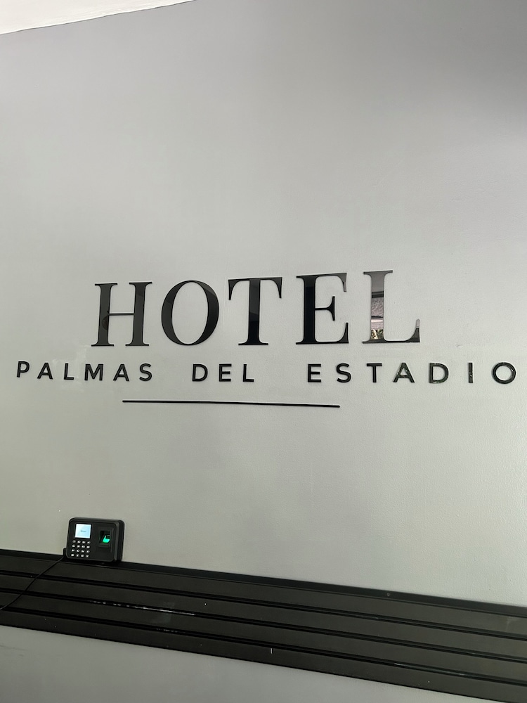 Hotel Palmas Del Estadio 38/64