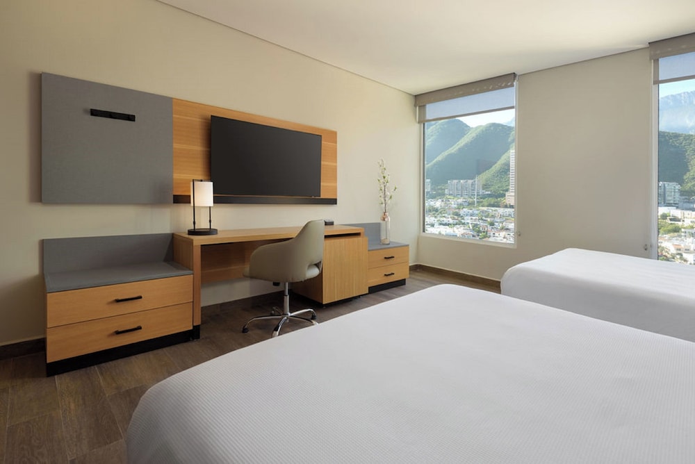 Hyatt Place Monterrey Valle 3/18