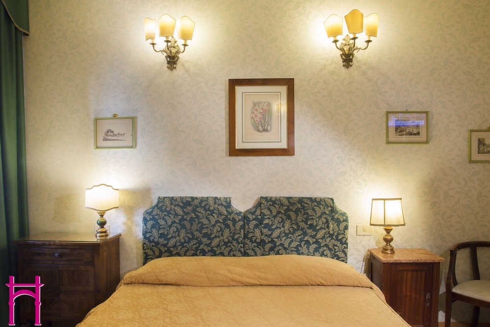 Hotel Hermitage 18/63