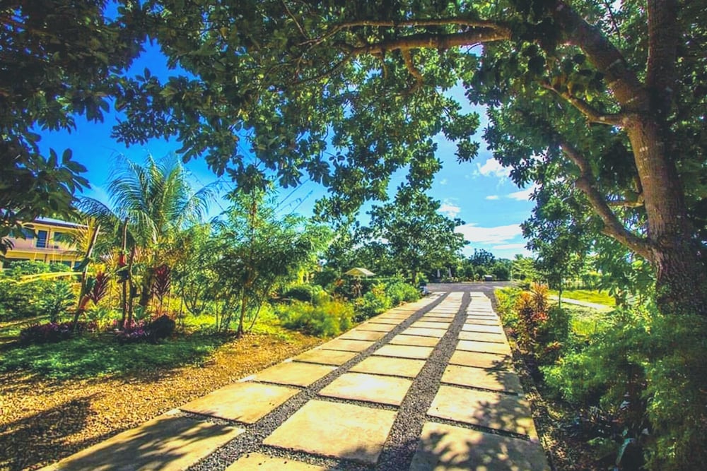 Alta Bohol Garden Resort 52/53