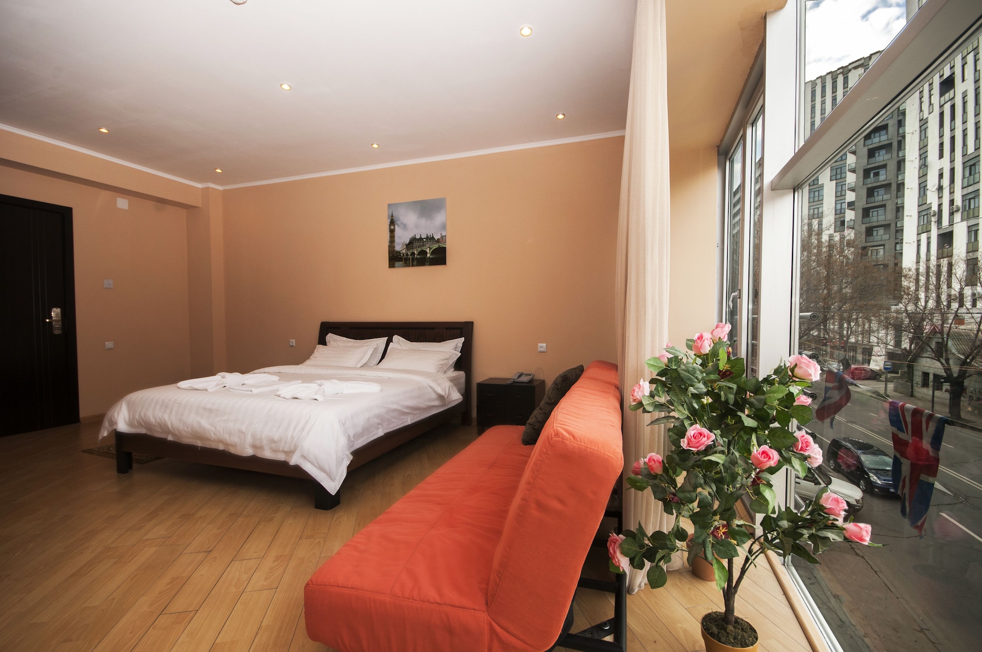 Junior Suite, King Bed, Sofa