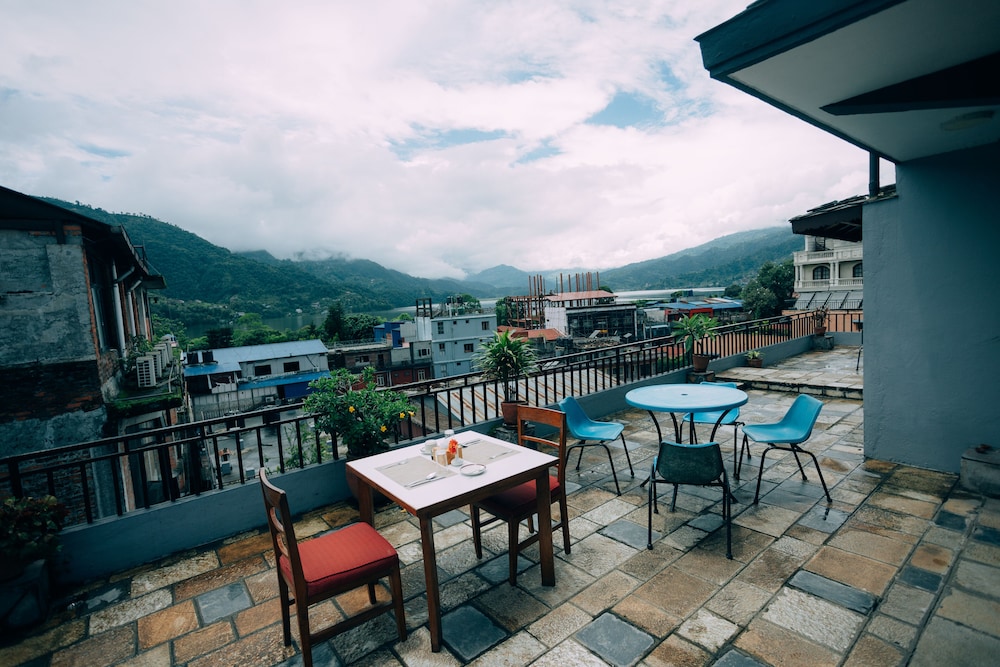Hotel Tulsi 35/50