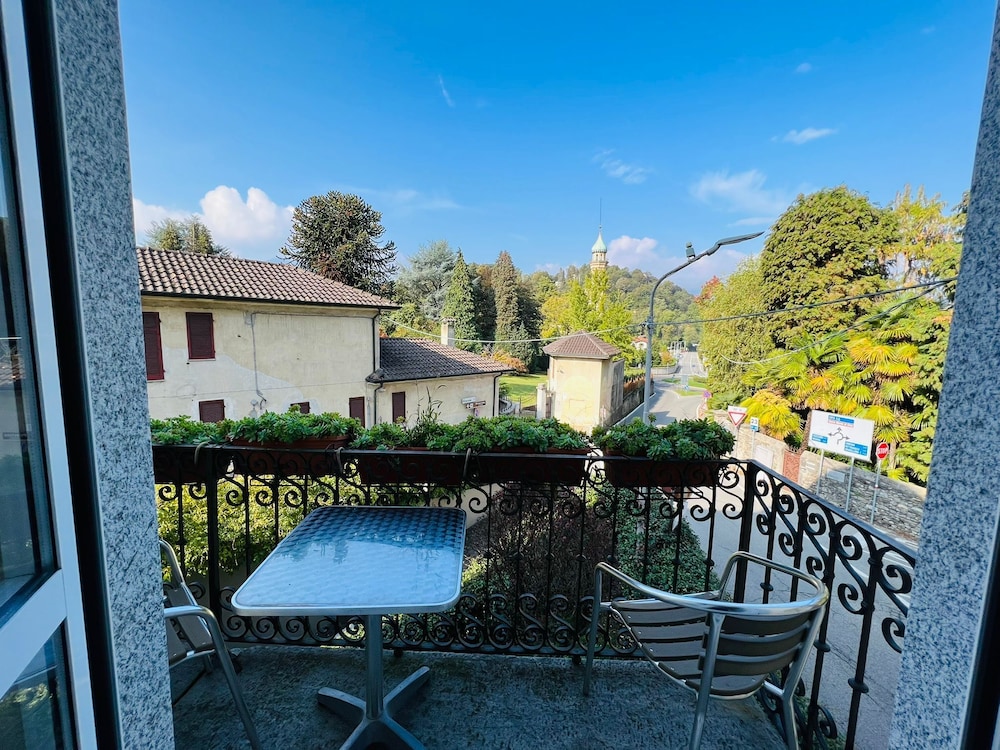 HOTEL SANTA CATERINA 46/56