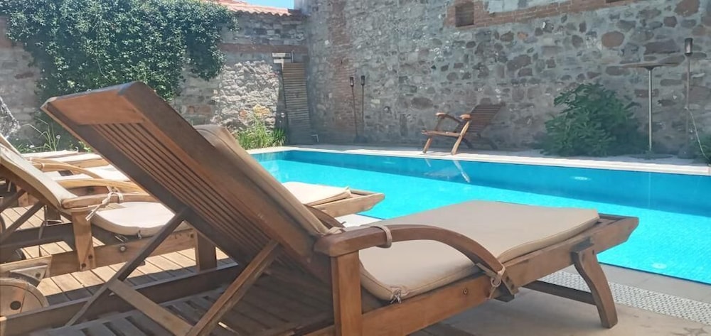 Kucukkoy Hotel 46/50