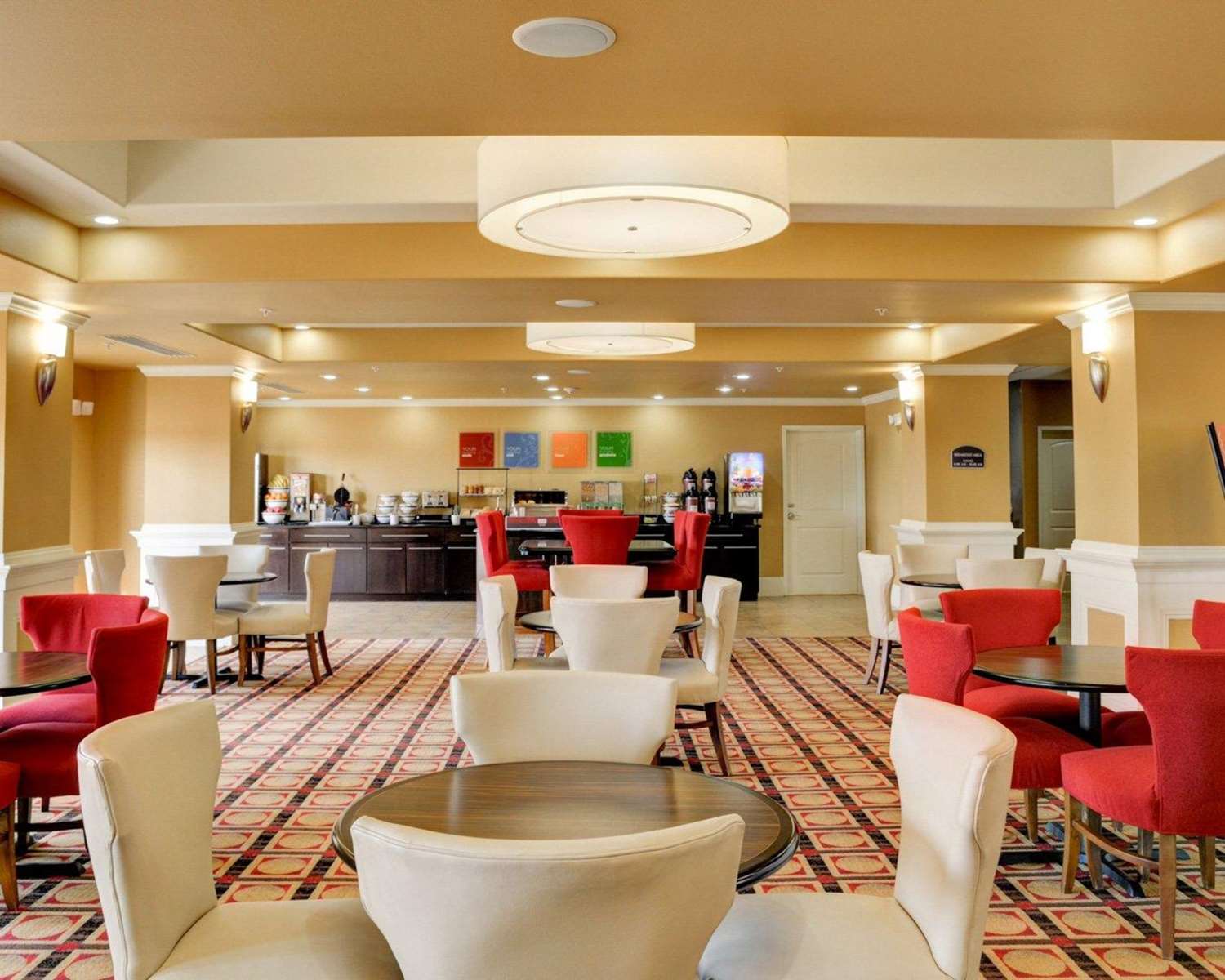 Comfort Inn and Suites Fort Smith I-540 30/47