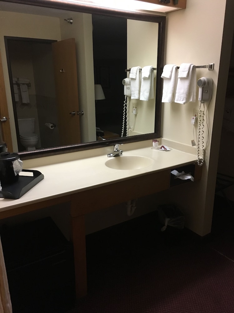 Mooselake Lodge 30/30