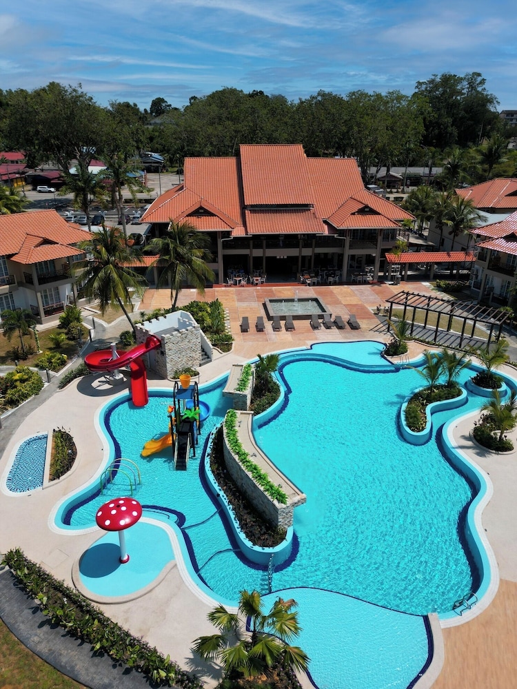 Raia Beach Resort Port Dickson 32/34