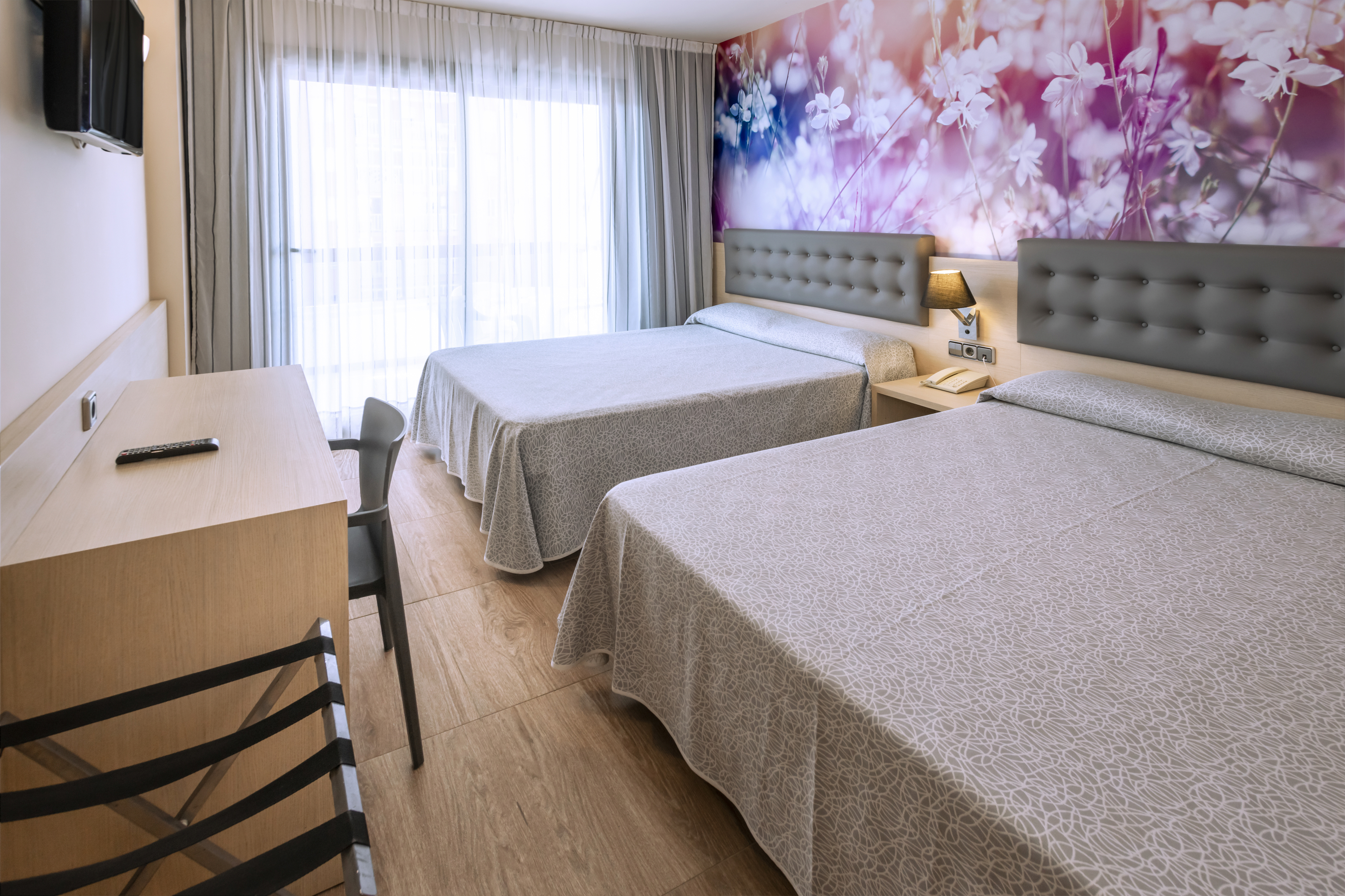 غرفة رباعية، Tropic Park Hotel 2/2