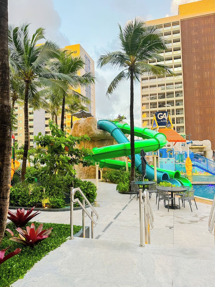 Premium GAV Resorts 34/40
