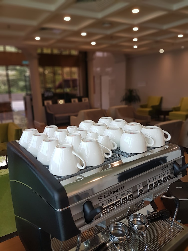 Manhattan Business Hotel TTDI 40/42