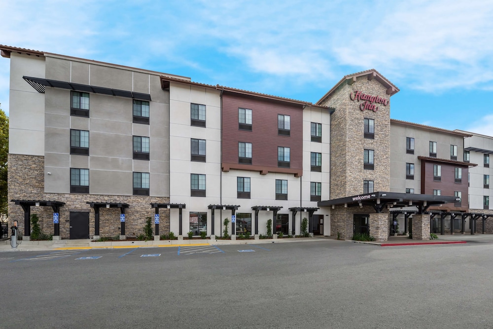 Hampton Inn Concord in CONCORD - CA