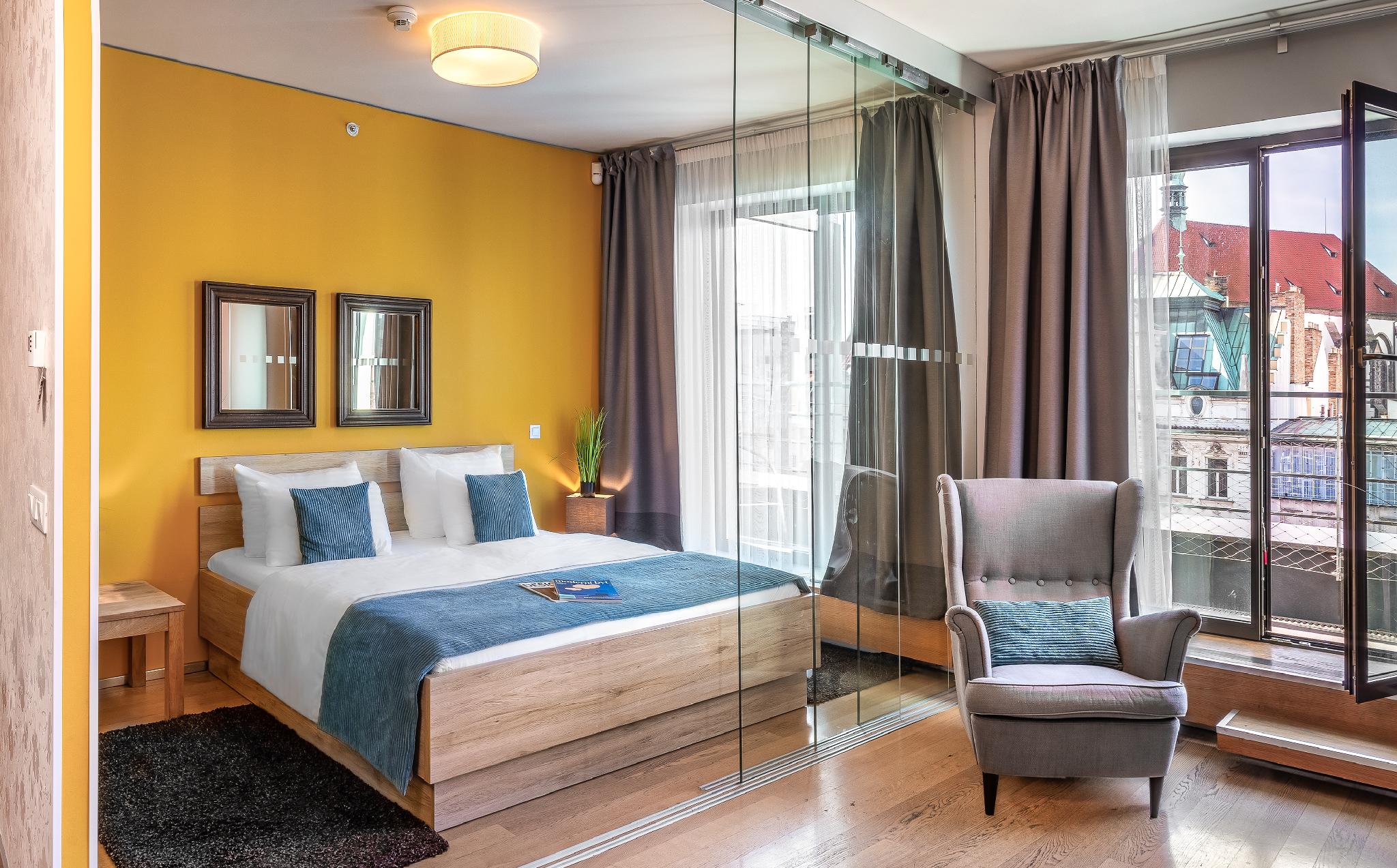 VN3 Terraces Suites by Adrez Living 7/24