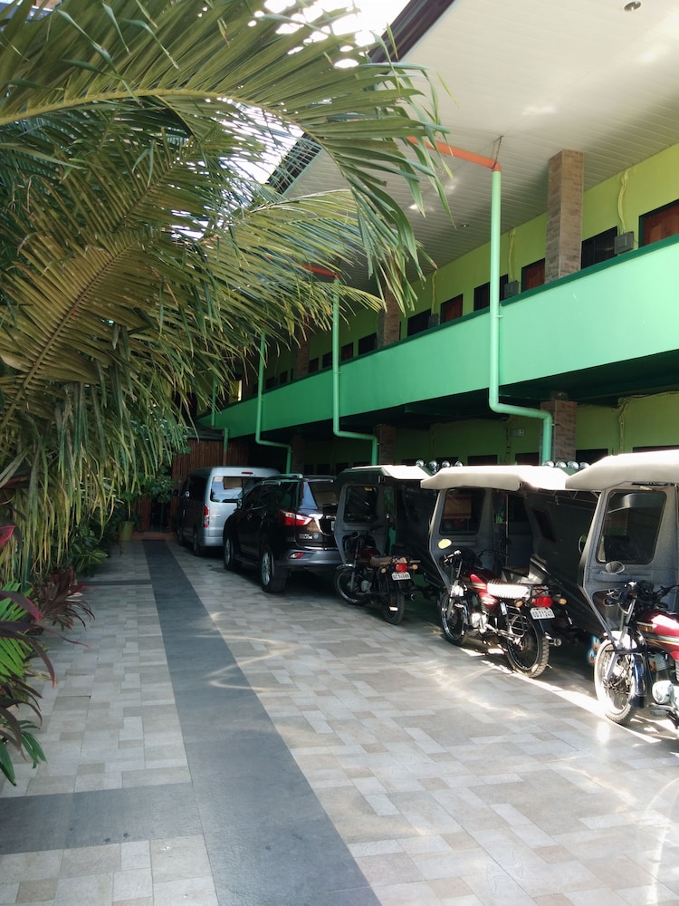 Aosmec Square Hotel 70/77