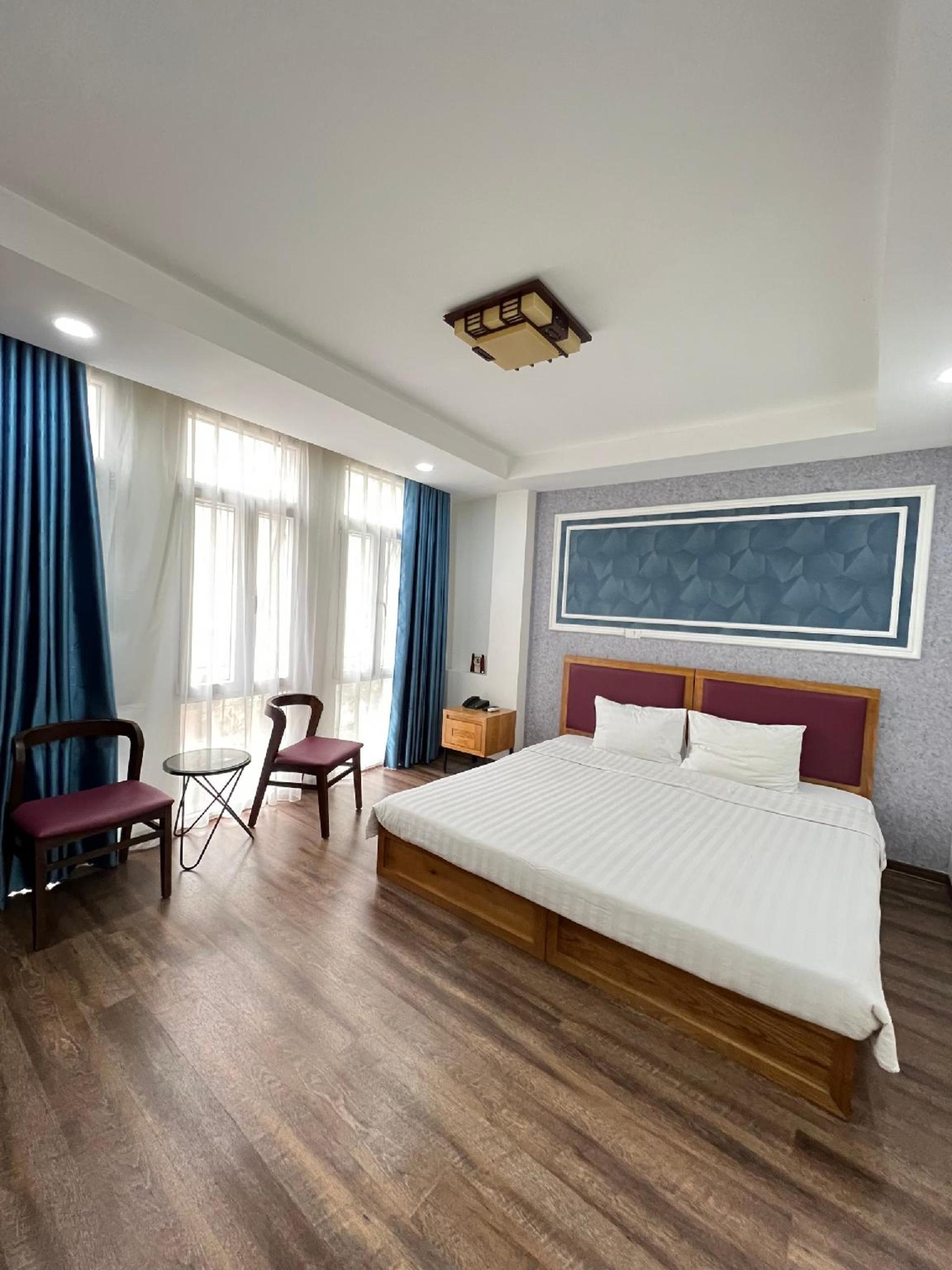 Holiday Suites Hotel & Spa Hanoi 7/30