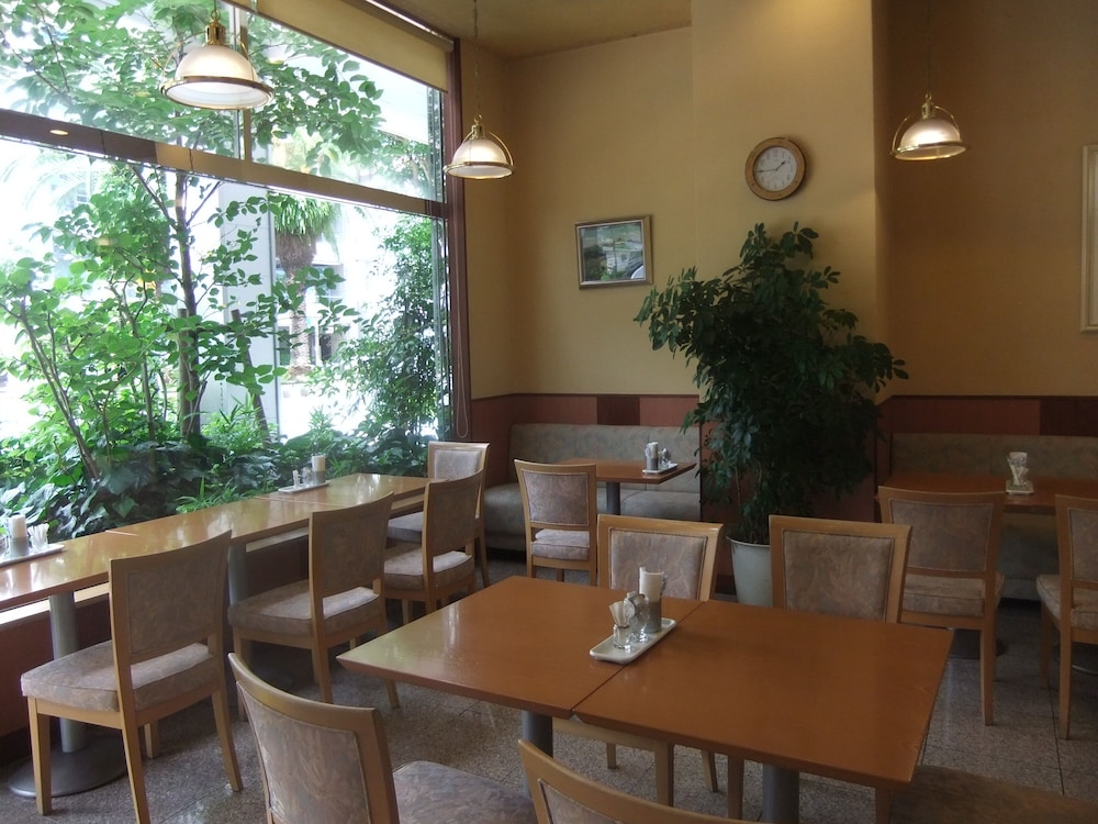 Bright Park Hotel 33/38