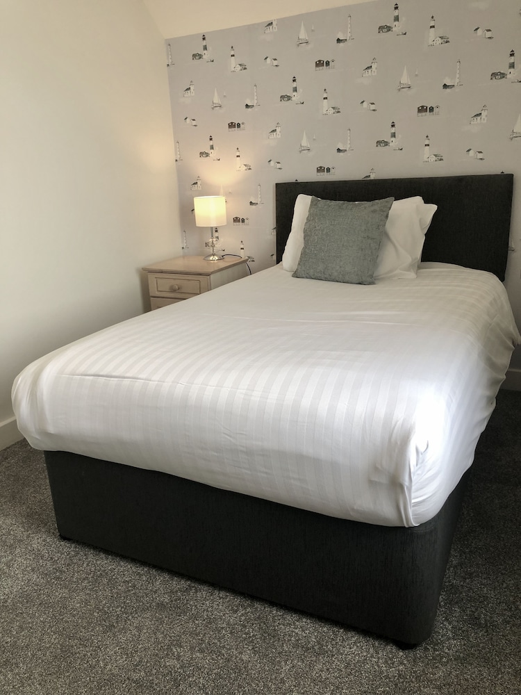 The Clarendon Hotel 14/39